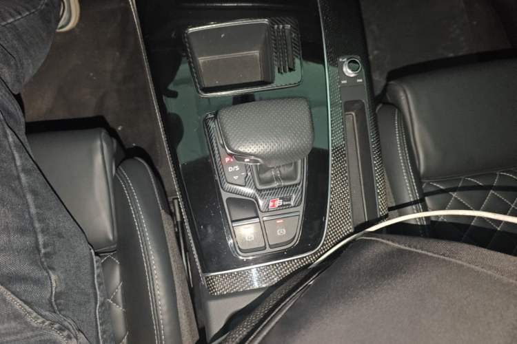 Used Audi Q5L Sportback 2022 45 TFSI Prestige Edition Gear Lever