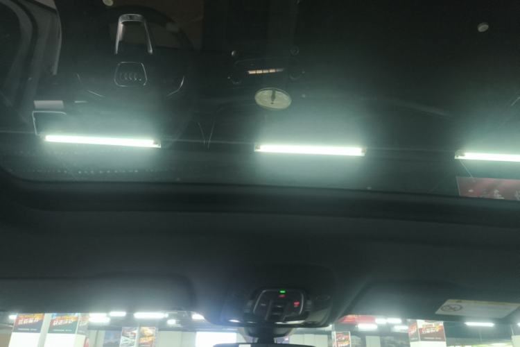 Used Audi Q5L Sportback 2022 40 TFSI Luxury Model Headliner