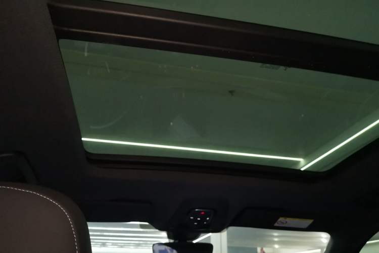 Used Audi Q5L Sportback 2022 40 TFSI Fashion Model Headliner