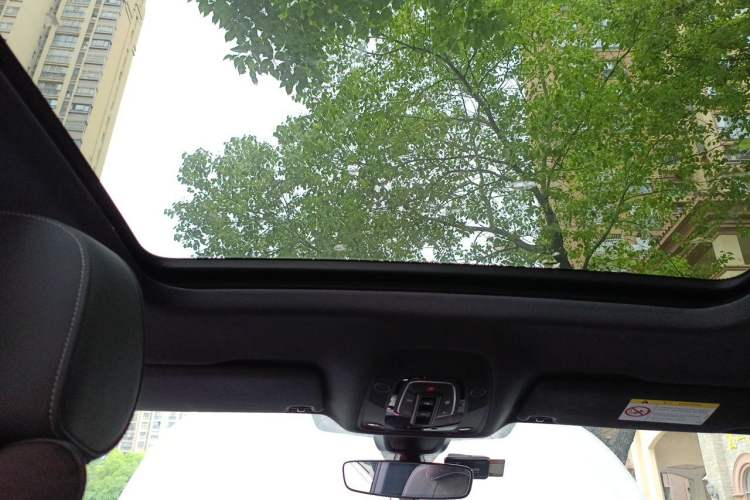 Used Audi Q5L Sportback 2022 40 TFSI Luxury Model Headliner