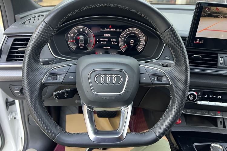 Used Audi Q5L Sportback 2022 Updated 40 TFSI Luxury Edition Interior 2