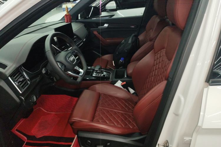 Used Audi Q5L Sportback 2022 40 TFSI Fashion Model Left Front Seat