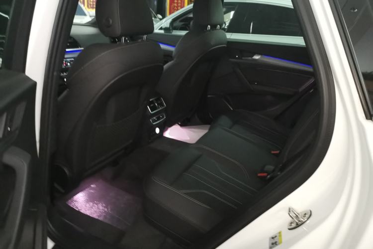 Used Audi Q5L Sportback 2022 40 TFSI Fashion Model Left Rear Seat