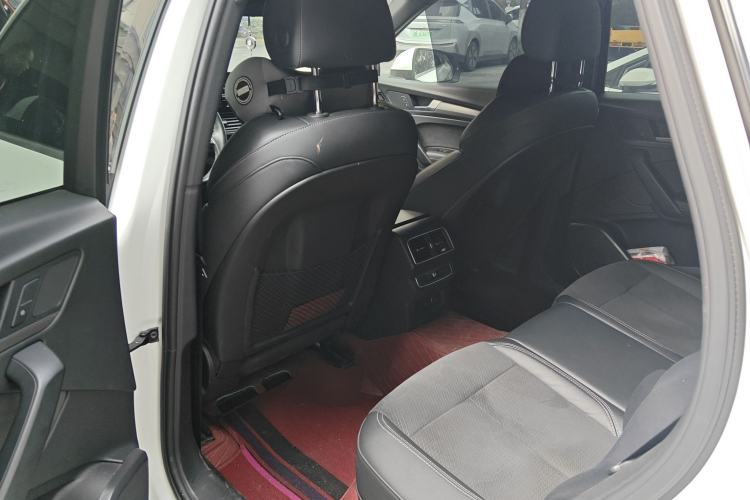 Used Audi Q5L Sportback 2022 40 TFSI Luxury Model Left Rear Seat