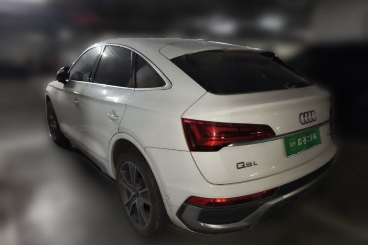 Used Audi Q5L Sportback 2022 Updated 40 TFSI Luxury Edition Rear Left 45 Deg