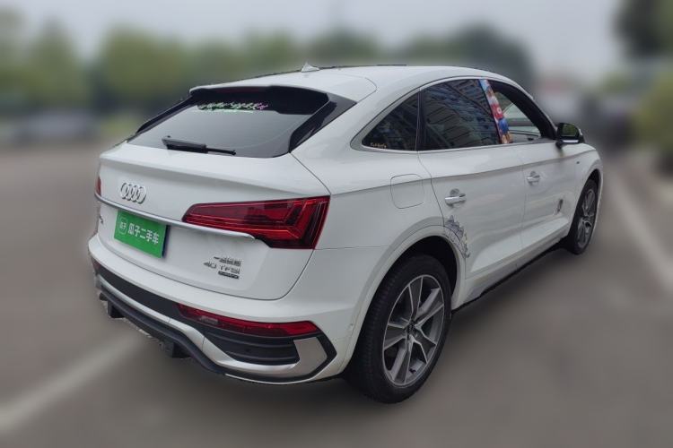 Used Audi Q5L Sportback 2022 40 TFSI Luxury Model Rear Right 45 Deg