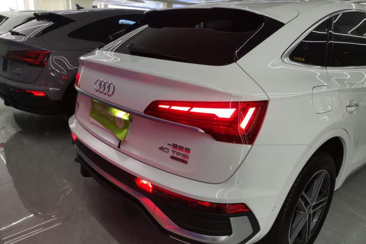 Used Audi Q5L Sportback 2022 40 TFSI Fashion Model Rear