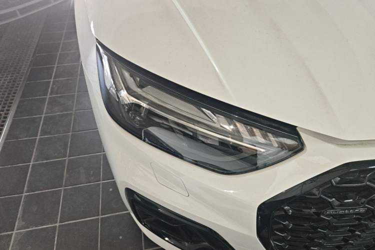 Used Audi Q5L Sportback 2022 45 TFSI Prestige Edition Right Front Headlight