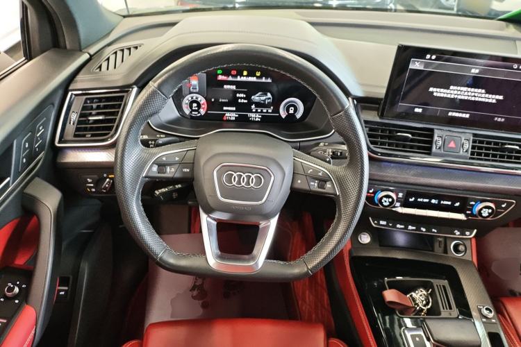 Used Audi Q5L Sportback 2022 40 TFSI Luxury Model Steering Wheel