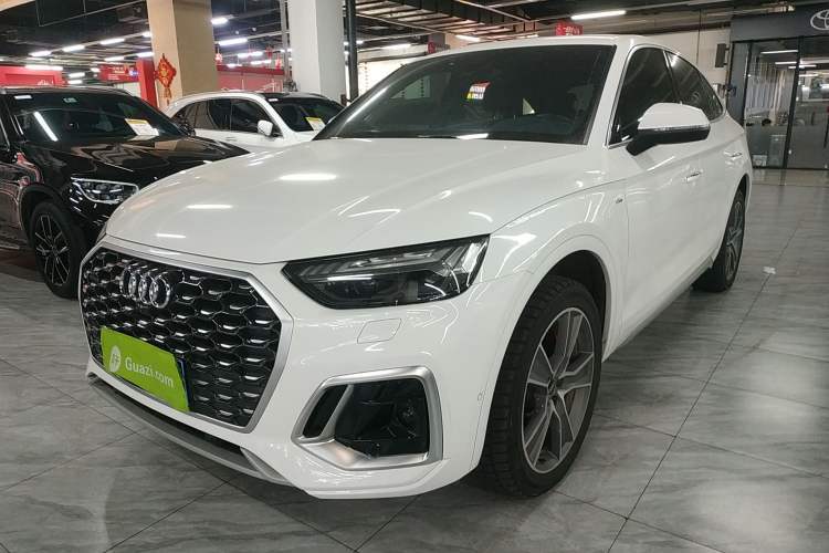 Ojetý Audi Q5L Sportback 2022 45 TFSI Luxury Model Guazi used car, China used car export, Used car for sale, Used  cars, Cheapest cars for sale