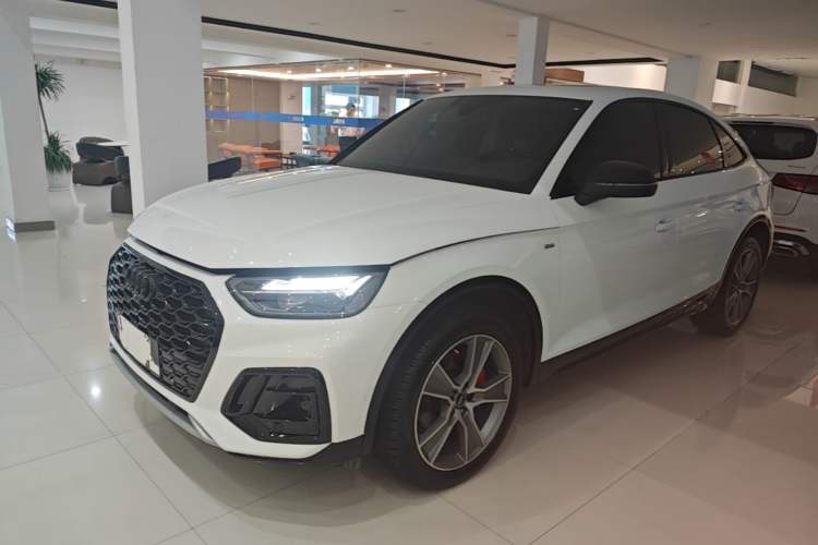 Used Audi Q5L Sportback 2022 Updated 40 TFSI Luxury Edition Guazi used car, China used car export, Used car for sale, Used  cars, Cheapest cars for sale