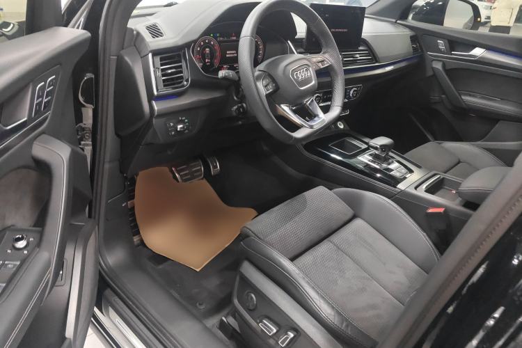Used Audi Q5L Sportback 2023 40 TFSI Luxury Model Driver Seat