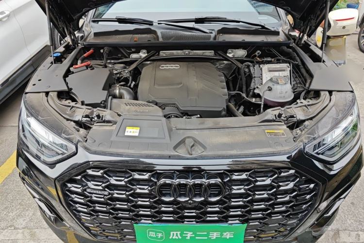 Used Audi Q5L Sportback 2023 40 TFSI Luxury Model Engine Bay