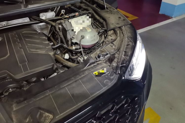 Used Audi Q5L Sportback 2023 40 TFSI Fashion Model Engine Bay Left