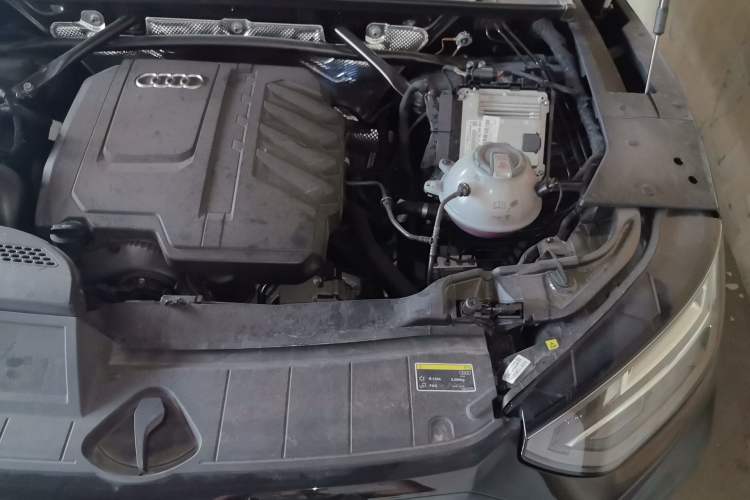 Used Audi Q5L Sportback 2023 40 TFSI Fashion Model Engine Bay Left