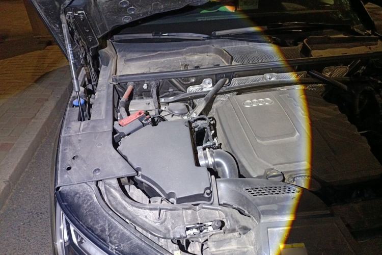 Used Audi Q5L Sportback 2023 40 TFSI Luxury Model Engine Bay Right