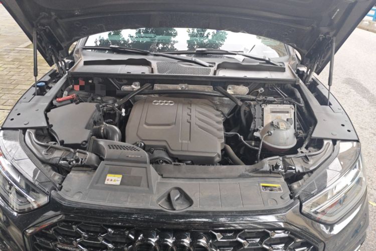 Used Audi Q5L Sportback 2023 40 TFSI Luxury Model Engine Bay