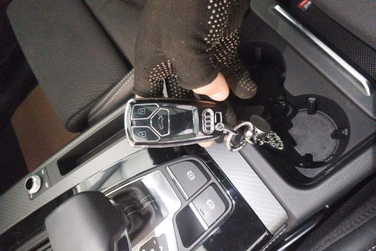 Used Audi Q5L Sportback 2023 40 TFSI Luxury Model Interior 1