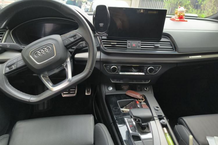 Used Audi Q5L Sportback 2023 40 TFSI Luxury Model Interior 2