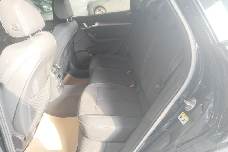 Used Audi Q5L Sportback 2023 40 TFSI Luxury Model Interior 4