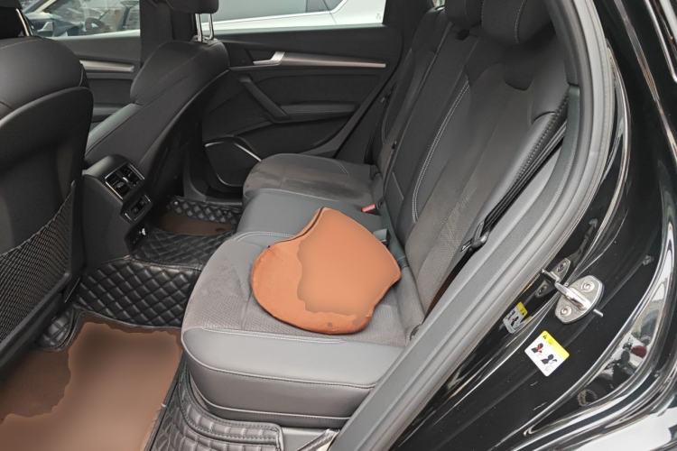 Used Audi Q5L Sportback 2023 40 TFSI Luxury Model Left Rear Seat