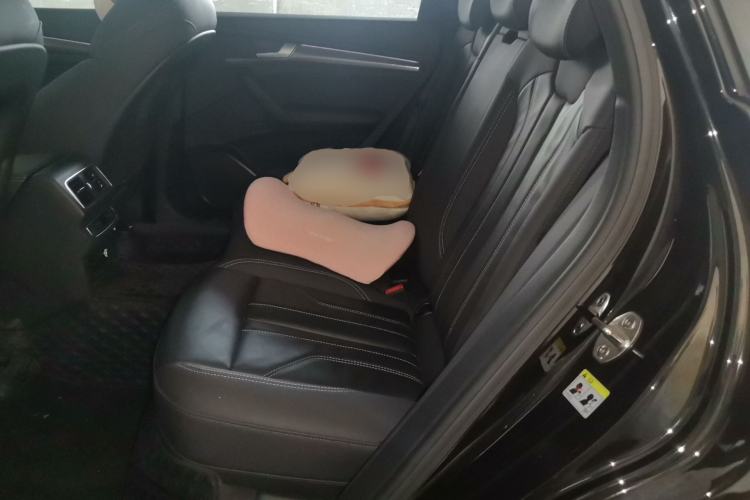 Used Audi Q5L Sportback 2023 40 TFSI Fashion Model Left Rear Seat