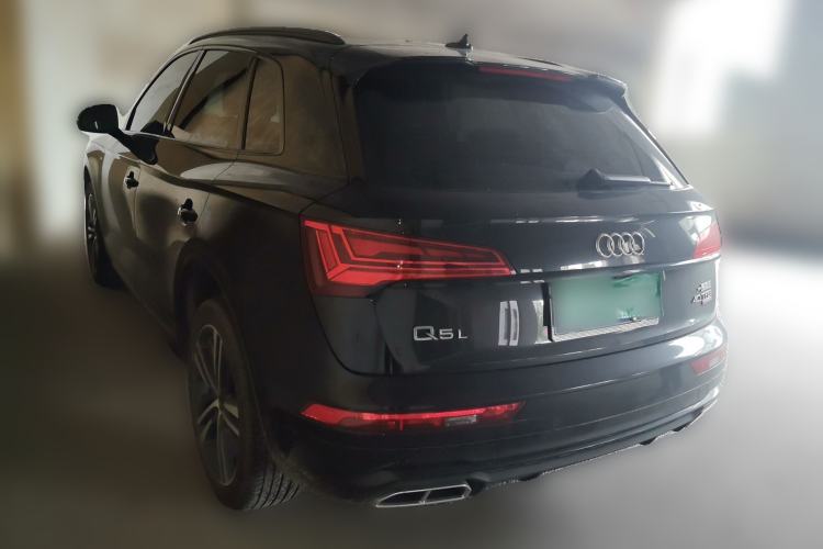 Used Audi Q5L Sportback 2023 40 TFSI Fashion Model Rear Left 45 Deg