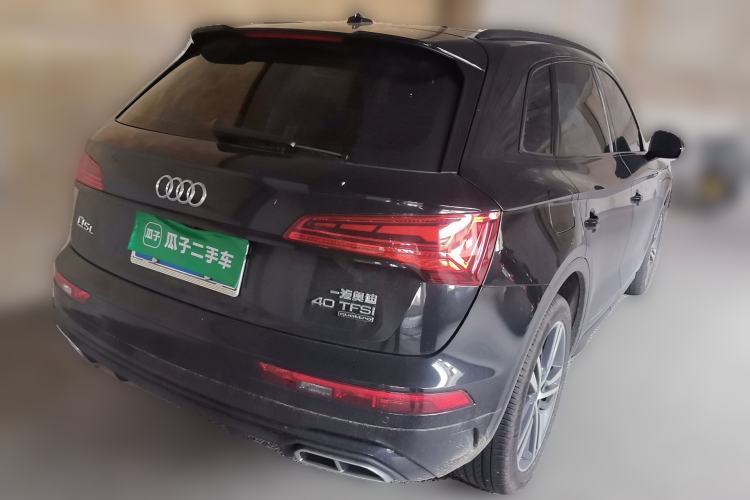 Used Audi Q5L Sportback 2023 40 TFSI Fashion Model Rear Right 45 Deg