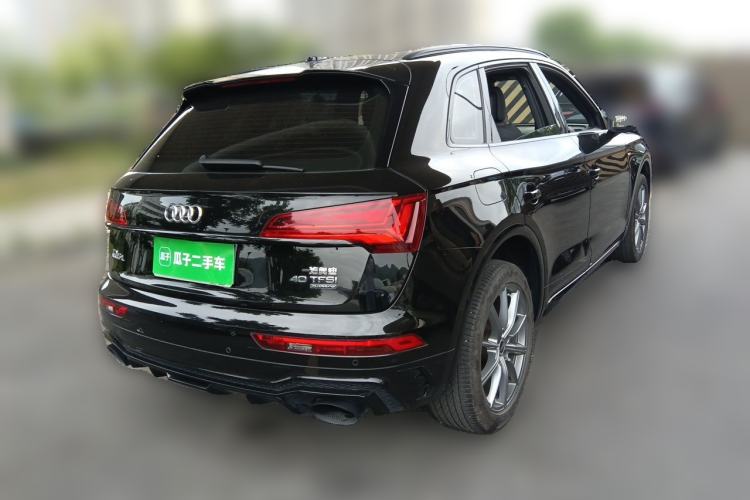 Used Audi Q5L Sportback 2023 40 TFSI Fashion Model Rear Right 45 Deg