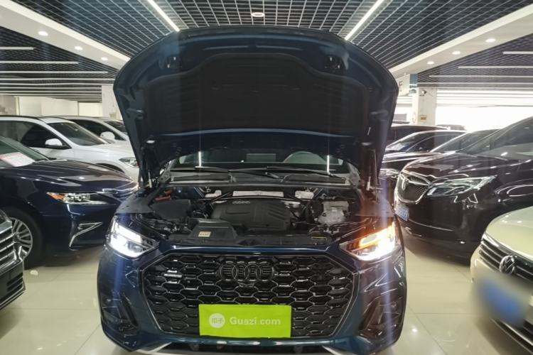 Used Audi Q5L Sportback 2023 40 TFSI Luxury Model Engine Bay