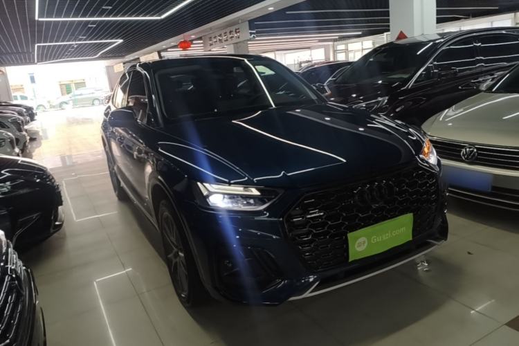 Used Audi Q5L Sportback 2023 40 TFSI Luxury Model Front Right 45 Deg