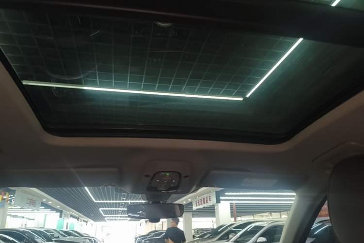 Used Audi Q5L Sportback 2023 40 TFSI Luxury Model Headliner