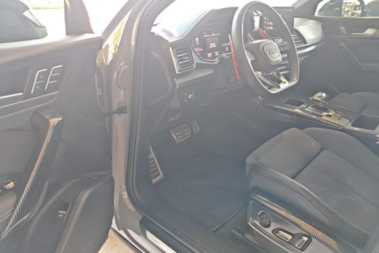 Used Audi Q5L Sportback 2023 40 TFSI Luxury Model Driver Seat