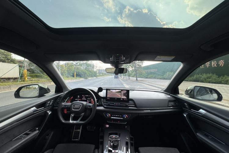 Used Audi Q5L Sportback 2023 40 TFSI Luxury Model Interior 2