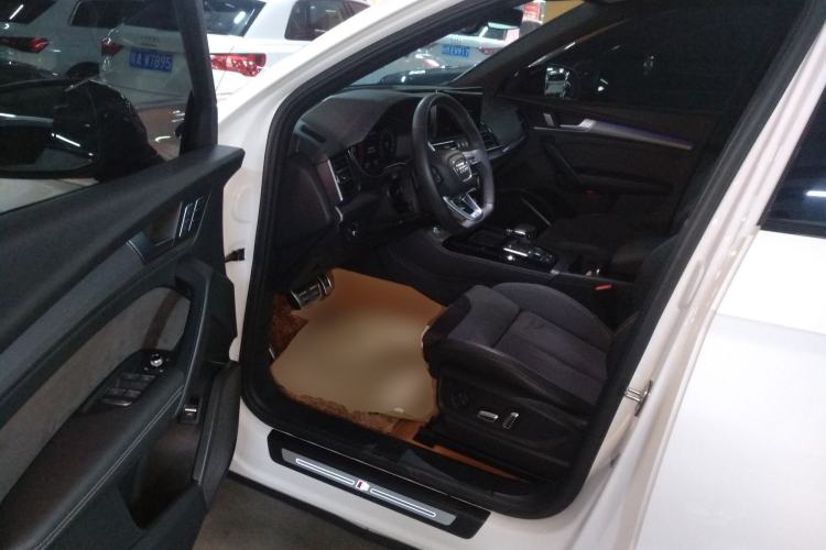 Used Audi Q5L Sportback 2023 40 TFSI Luxury Model Driver Seat