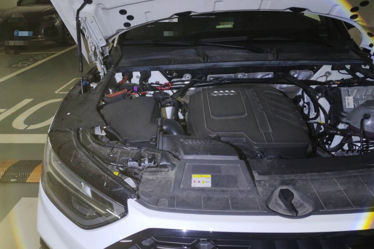 Used Audi Q5L Sportback 2023 45 TFSI Luxury Edition Engine Bay Right