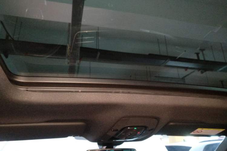 Used Audi Q5L Sportback 2023 40 TFSI Luxury Model Headliner
