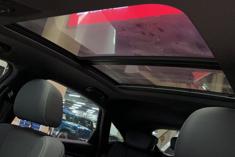 Used Audi Q5L Sportback 2023 40 TFSI Luxury Model Headliner