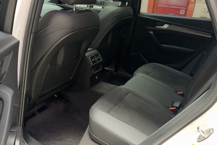 Used Audi Q5L Sportback 2023 40 TFSI Luxury Model Interior 5