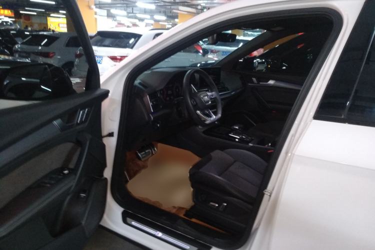 Used Audi Q5L Sportback 2023 40 TFSI Luxury Model Left Front Seat