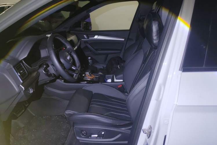 Used Audi Q5L Sportback 2023 45 TFSI Luxury Edition Left Front Seat