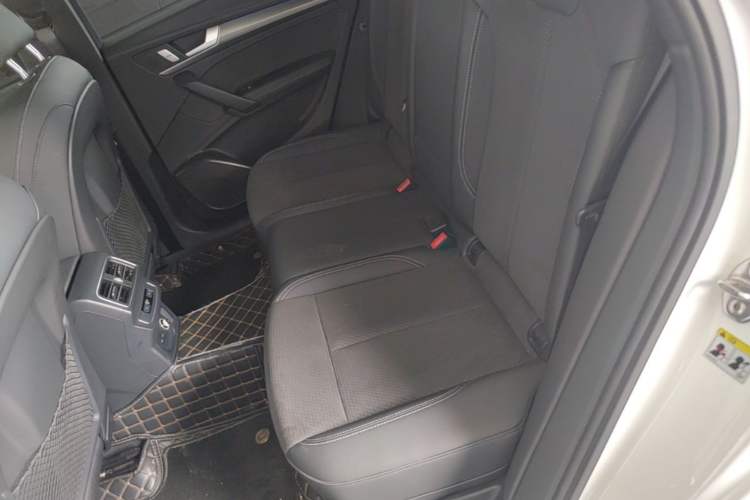 Used Audi Q5L Sportback 2023 40 TFSI Luxury Model Left Rear Seat
