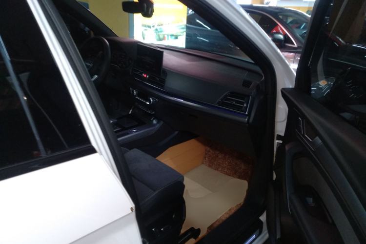 Used Audi Q5L Sportback 2023 40 TFSI Luxury Model Right Front Seat