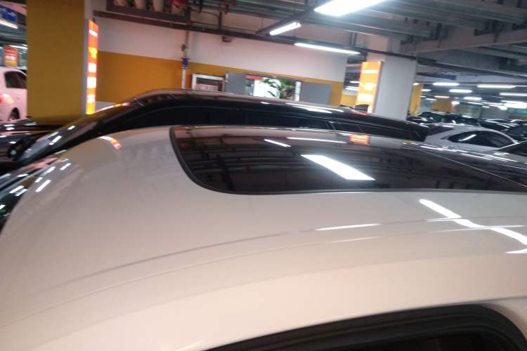 Used Audi Q5L Sportback 2023 40 TFSI Luxury Model Roof