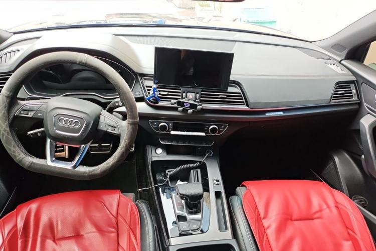 Used Audi Q5L Sportback 2024 45 TFSI Luxury Edition Center Console