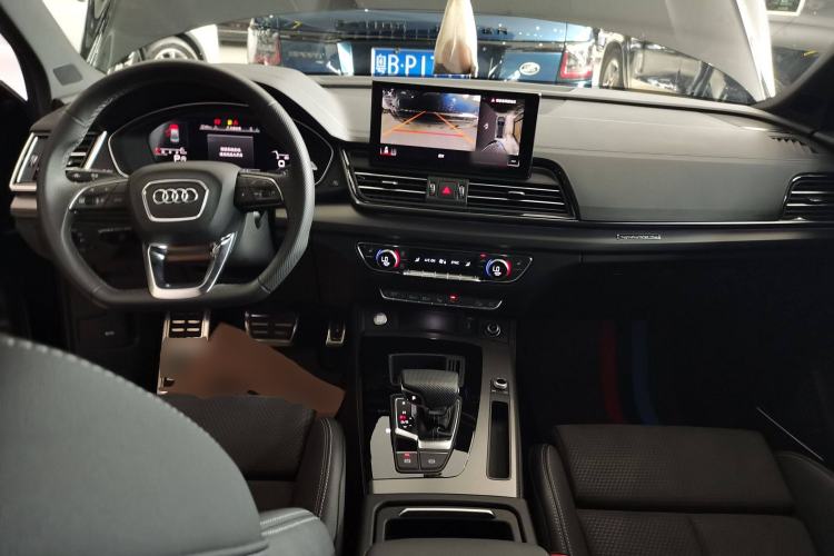 Used Audi Q5L Sportback 2024 45 TFSI Luxury Edition Center Console