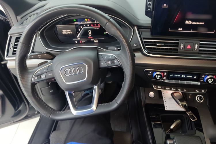 Used Audi Q5L Sportback 2024 40 TFSI Luxury Edition Center Console