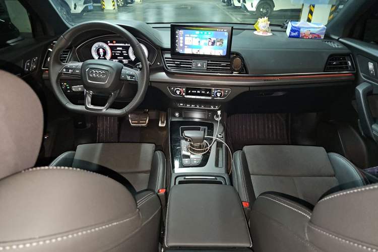 Used Audi Q5L Sportback 2024 40 TFSI Luxury Edition Center Console