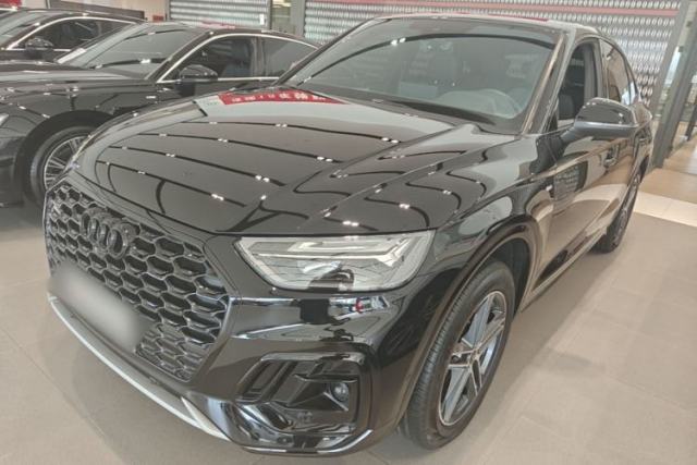 Audi Q5L Sportback 2024 40 TFSI Fashion Version usata