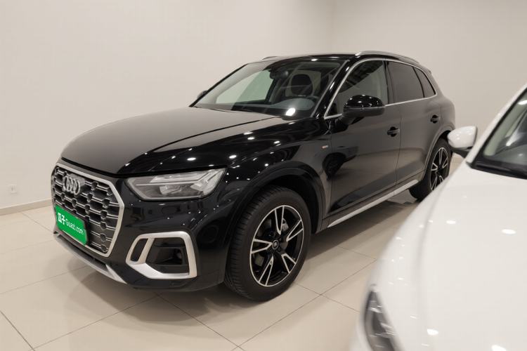 Audi Q5L 2024 40 TFSI Fashion Dynamic Model